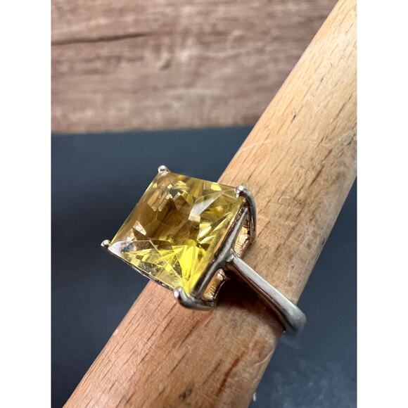 SOLD 
NEW size 7 lemon quartz citrine sterling silver ring 5.05 grams - Picture 7 of 16